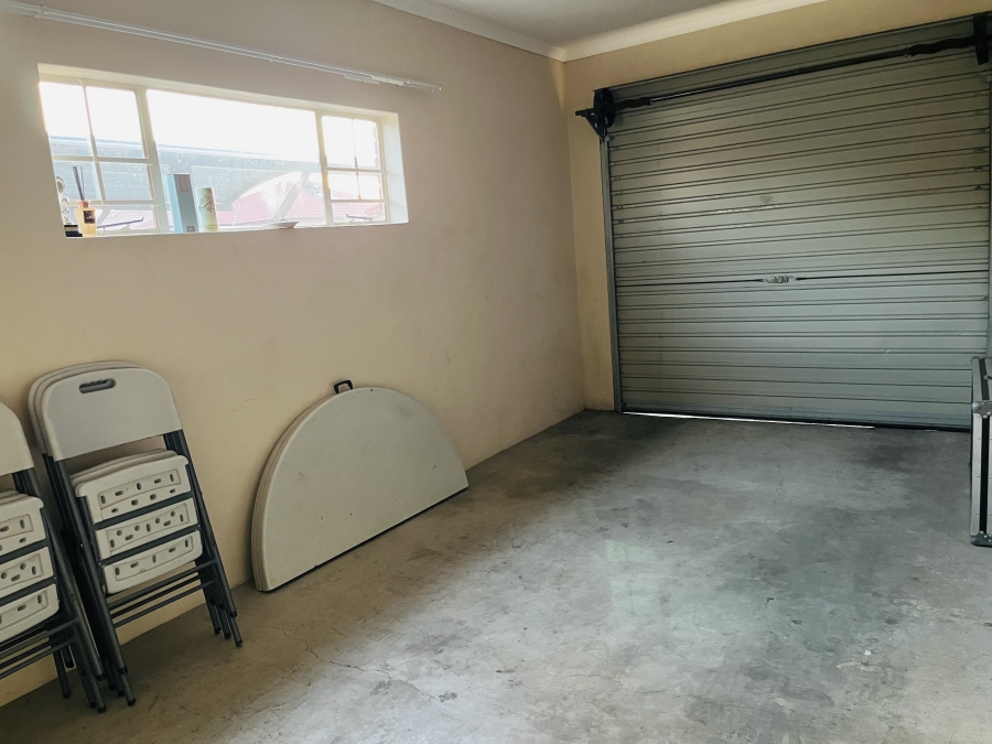 3 Bedroom Property for Sale in Waterval East North West